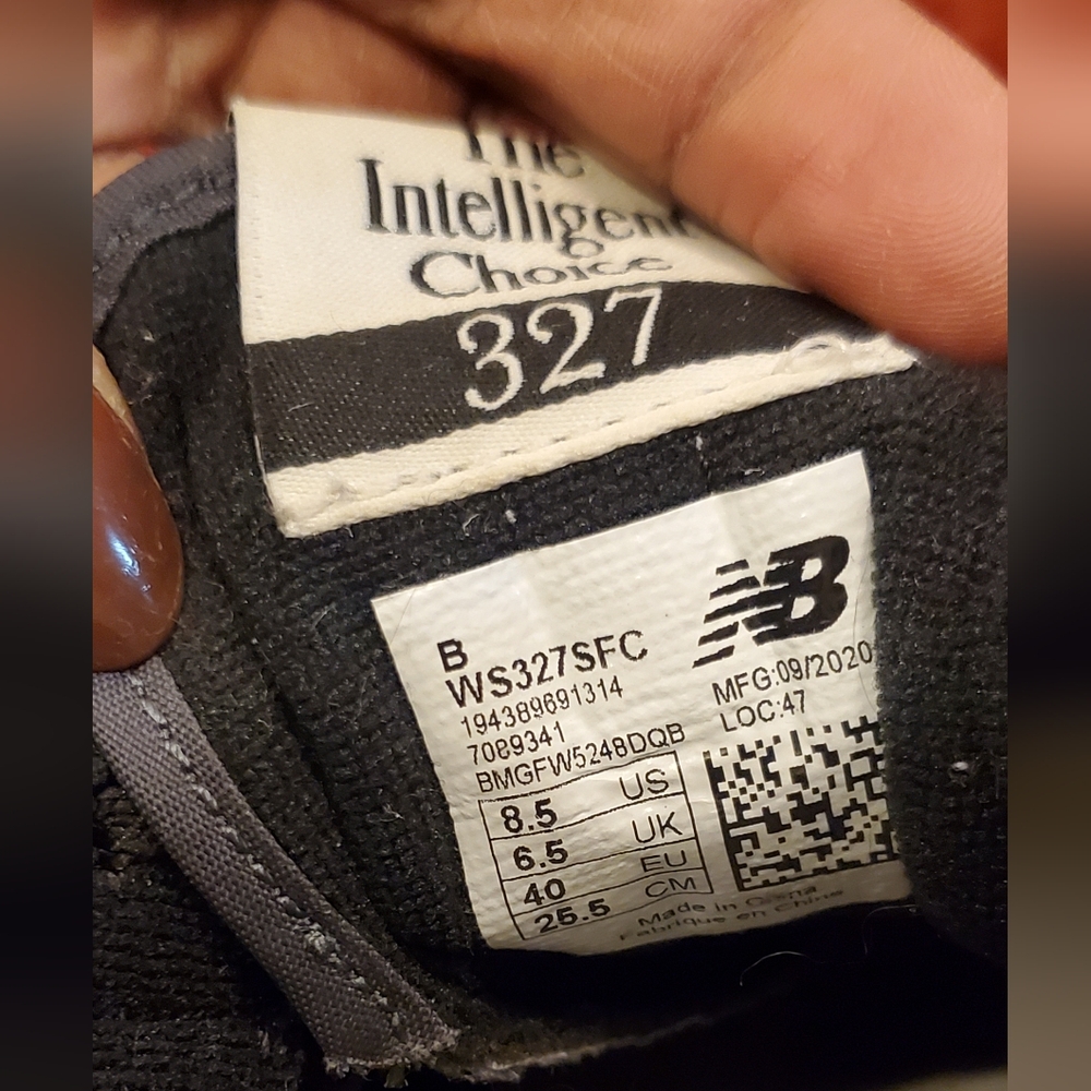 New Balance Navy Black White Retro Runner Sneakers - Picture 5 of 6